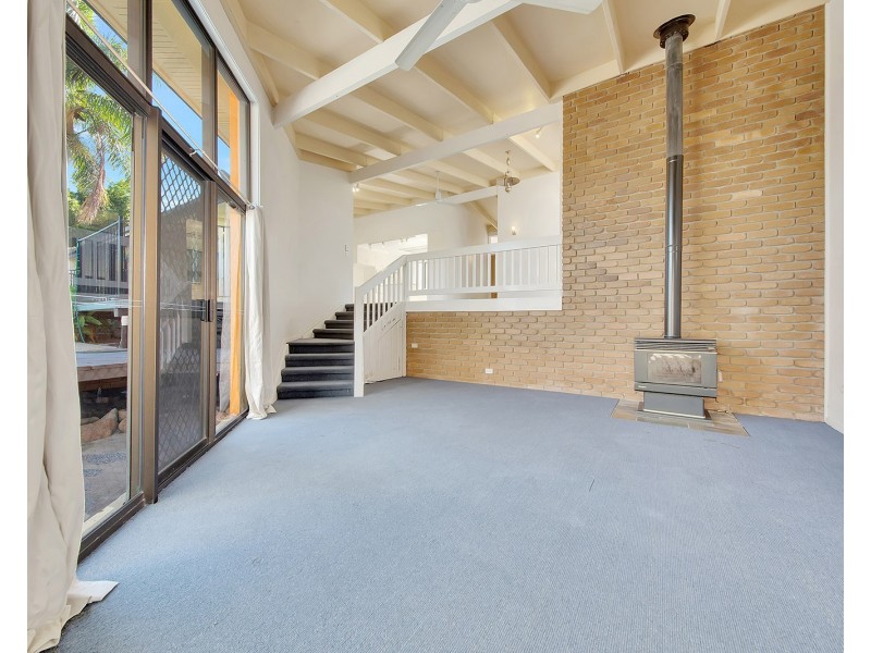 1 Richard Street, Boyne Island QLD 4680