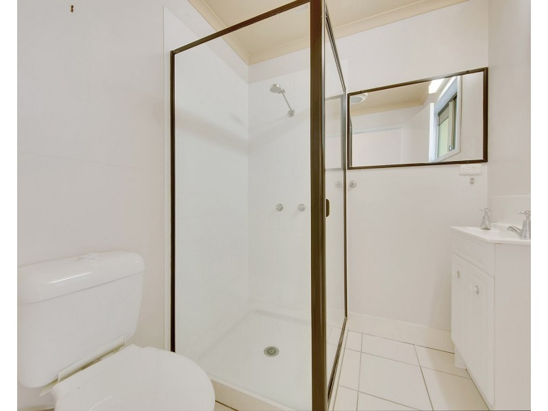 1 Richard Street, Boyne Island QLD 4680
