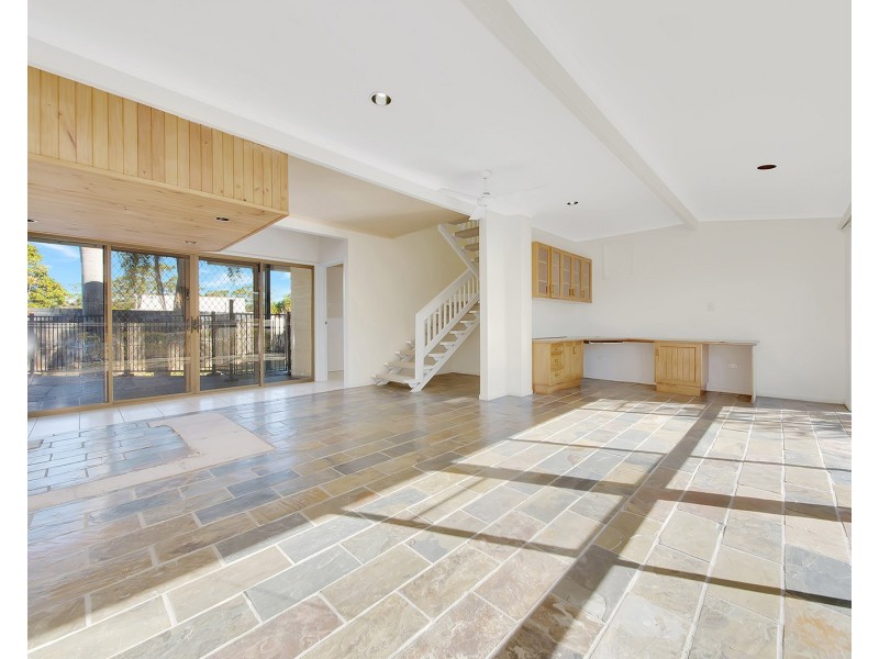 1 Richard Street, Boyne Island QLD 4680