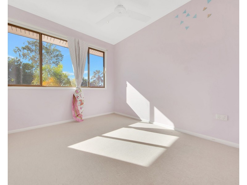 1 Richard Street, Boyne Island QLD 4680