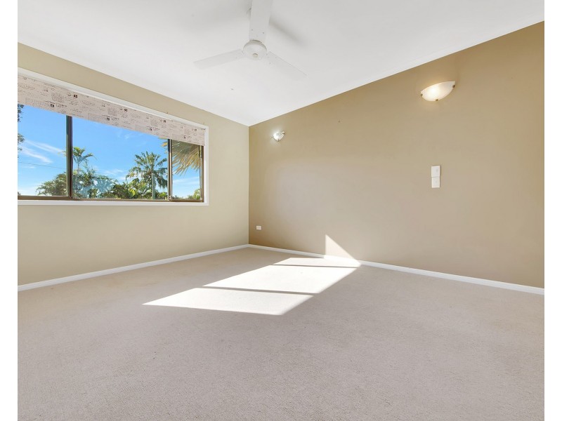 1 Richard Street, Boyne Island QLD 4680