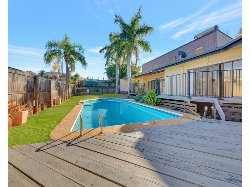 1 Richard Street, Boyne Island QLD 4680