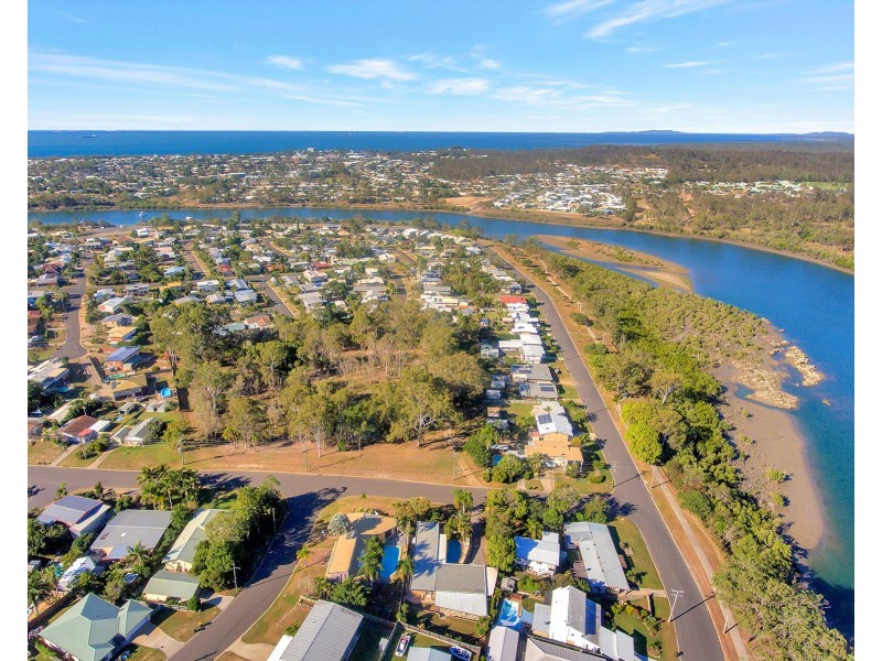1 Richard Street, Boyne Island QLD 4680