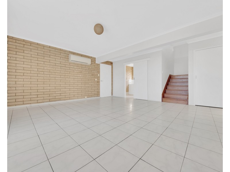24 Yukana Street, Boyne Island QLD 4680