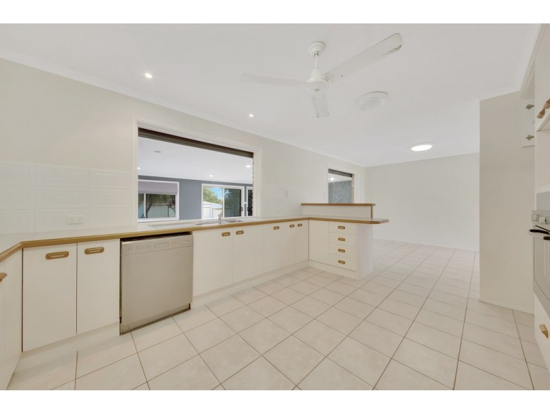 27 Aluminium Drive, Tannum Sands QLD 4680