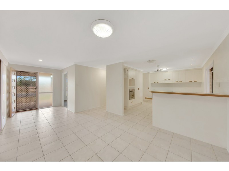 27 Aluminium Drive, Tannum Sands QLD 4680