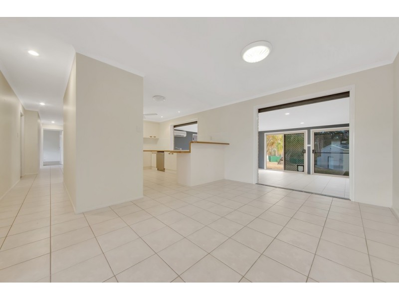 27 Aluminium Drive, Tannum Sands QLD 4680