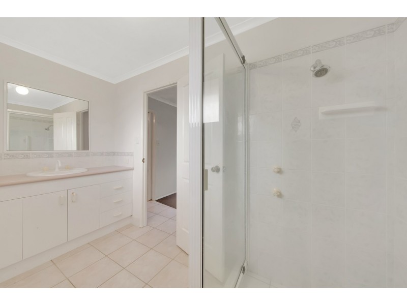 27 Aluminium Drive, Tannum Sands QLD 4680