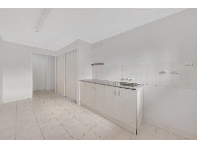27 Aluminium Drive, Tannum Sands QLD 4680
