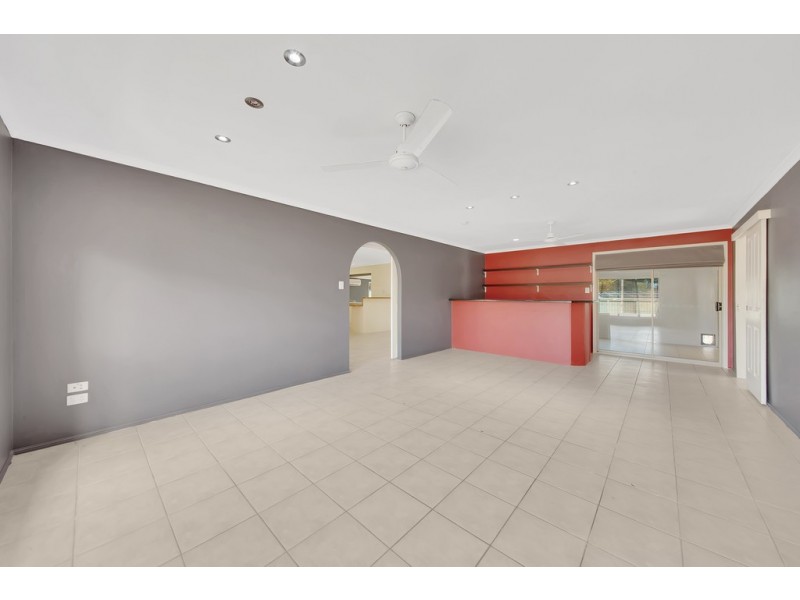 27 Aluminium Drive, Tannum Sands QLD 4680