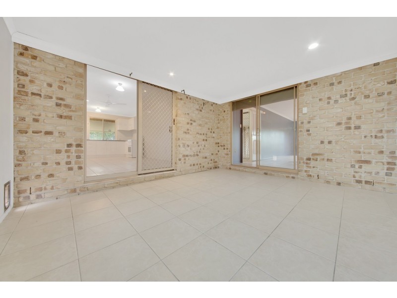 27 Aluminium Drive, Tannum Sands QLD 4680