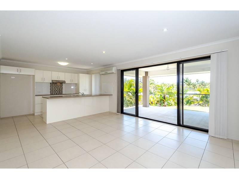 2 Bessie Court, Boyne Island QLD 4680