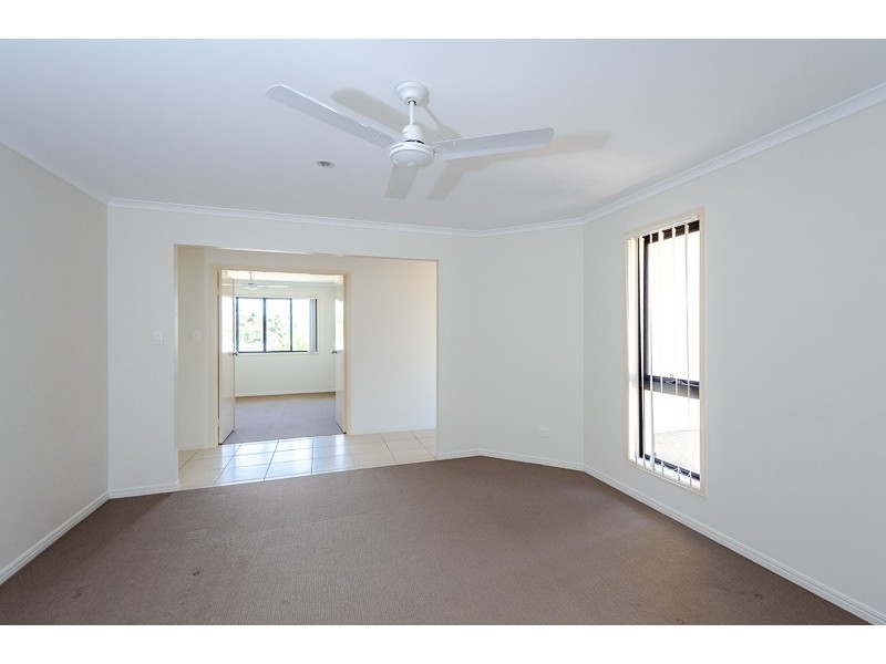 2 Bessie Court, Boyne Island QLD 4680