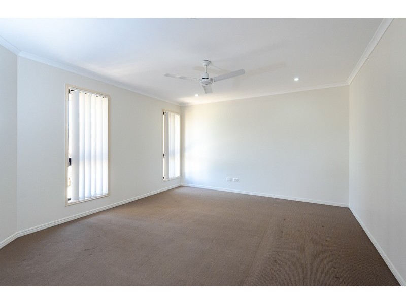 2 Bessie Court, Boyne Island QLD 4680
