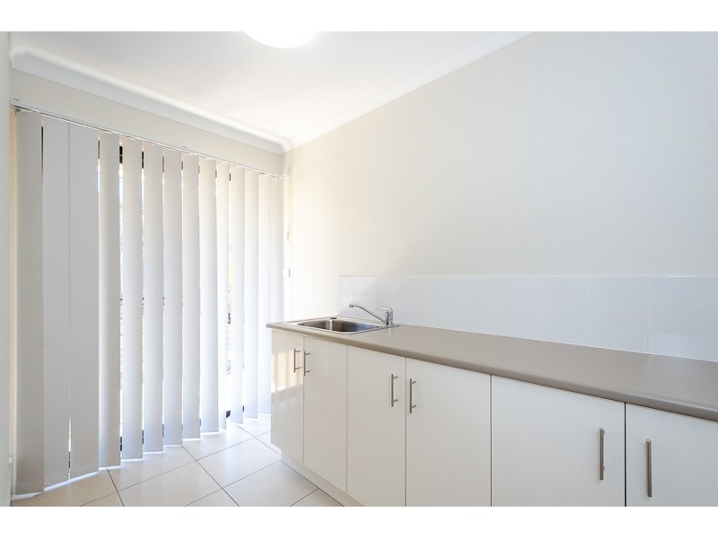 2 Bessie Court, Boyne Island QLD 4680