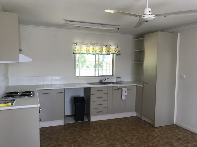 15 DOUGALL STREET, Bororen QLD 4678