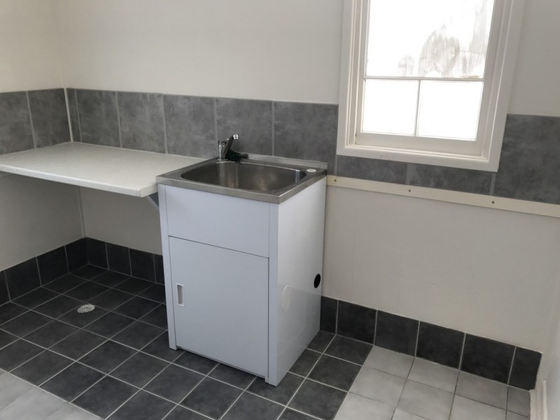 15 DOUGALL STREET, Bororen QLD 4678