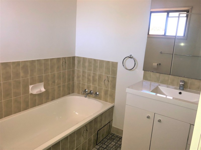 13/15 Roberts Street, South Gladstone QLD 4680