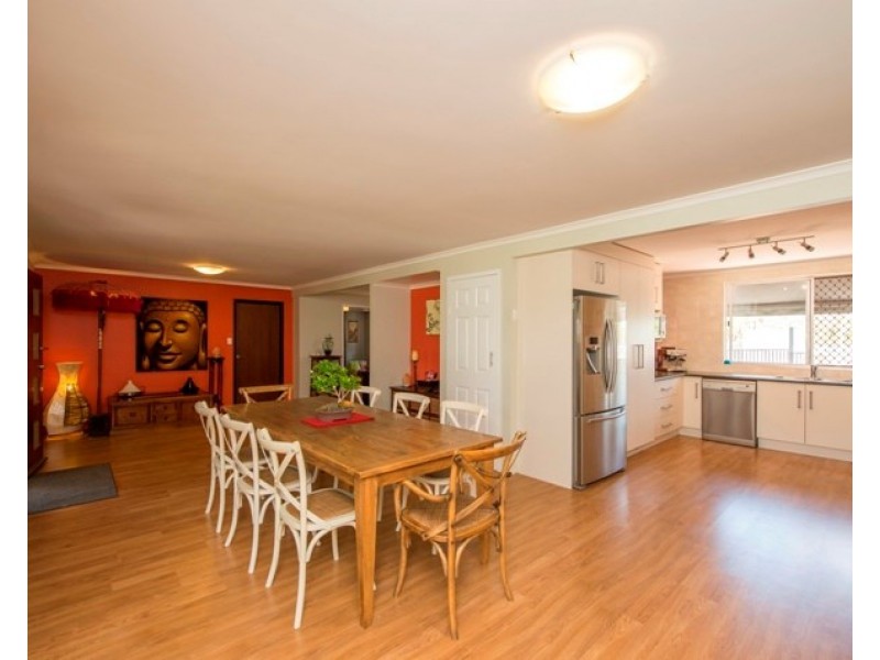 43 Helen Crescent, Wurdong Heights QLD 4680