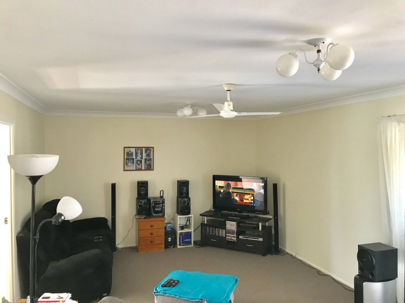 11/4 Pittsbay Court, Boyne Island QLD 4680