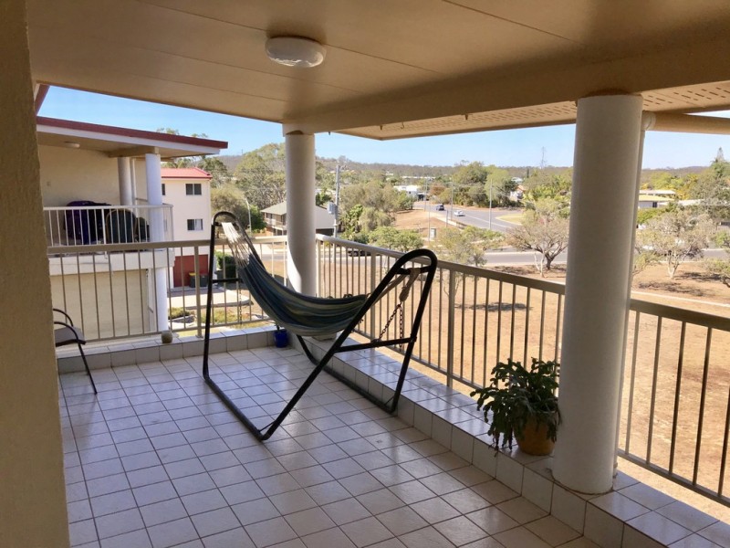 11/4 Pittsbay Court, Boyne Island QLD 4680