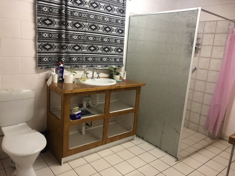 13 Edward Street, Boyne Island QLD 4680