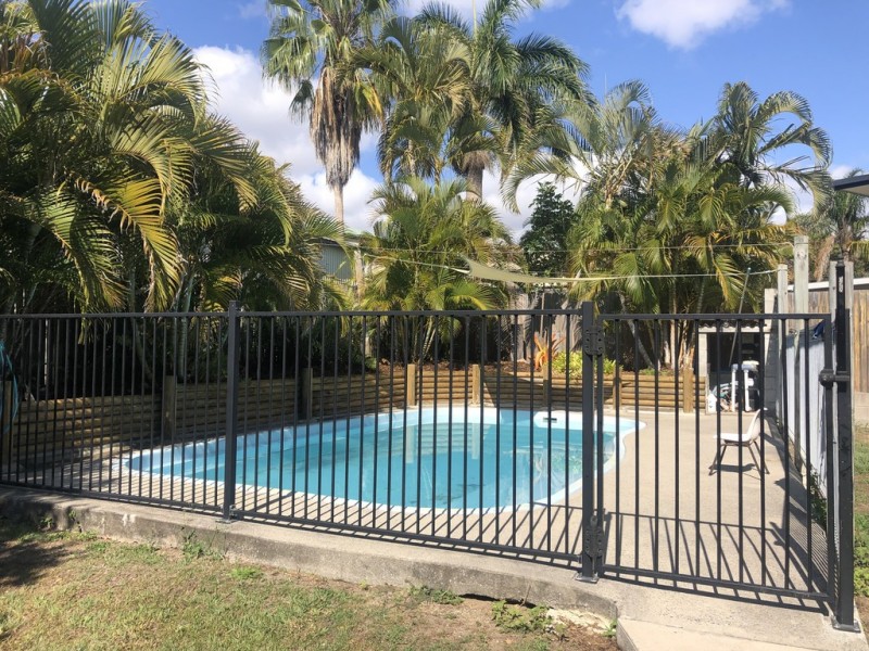 13 Edward Street, Boyne Island QLD 4680