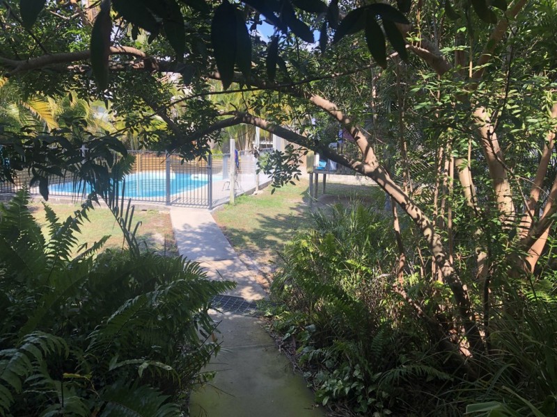 13 Edward Street, Boyne Island QLD 4680