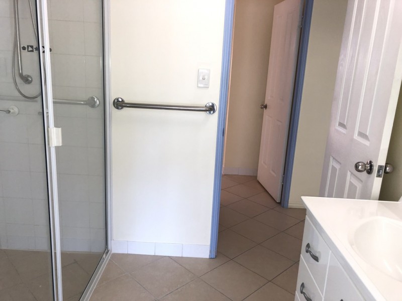 15B Dunstall Street, Clinton QLD 4680