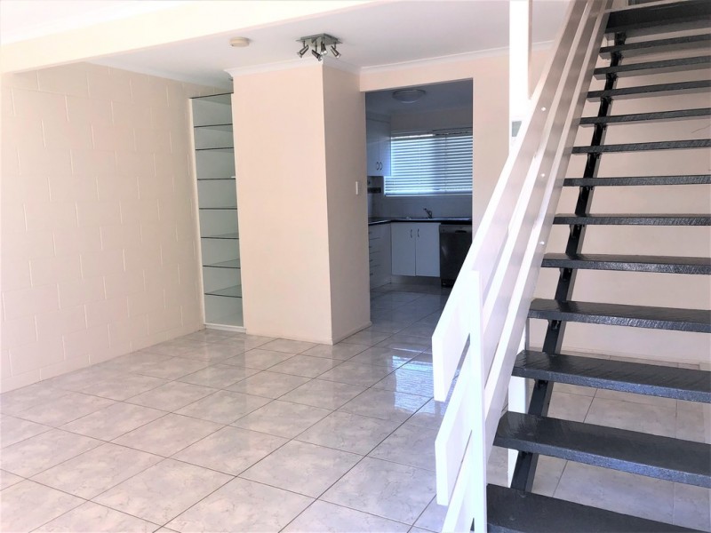 2/38 Marten Street, South Gladstone QLD 4680