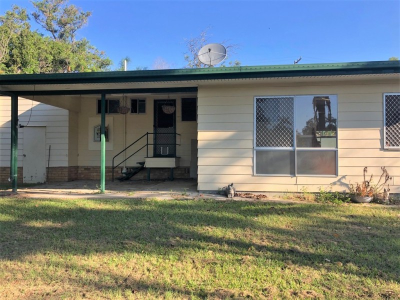 6 Hayes Avenue, Boyne Island QLD 4680