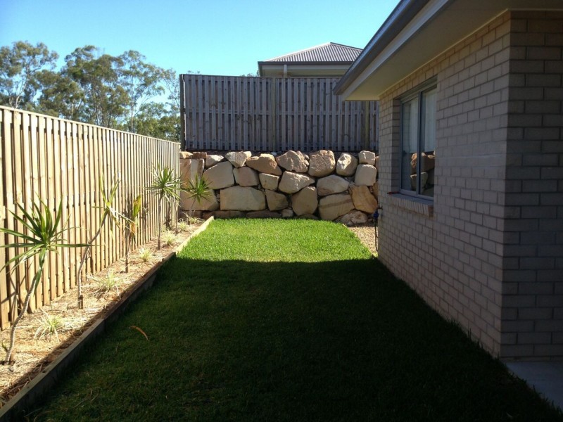 23 LENTHALL STREET, Boyne Island QLD 4680