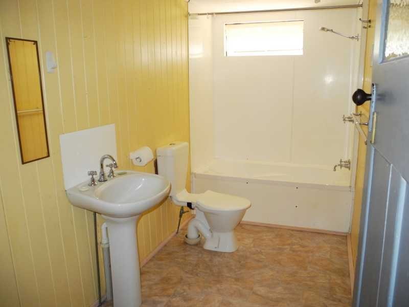 31 Blomfield Street, Miriam Vale QLD 4677