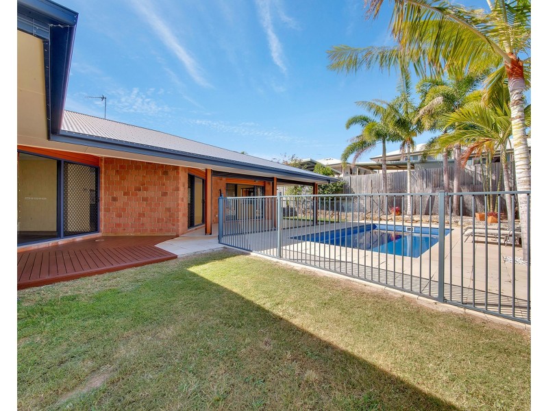 12 Creswell Court, Tannum Sands QLD 4680