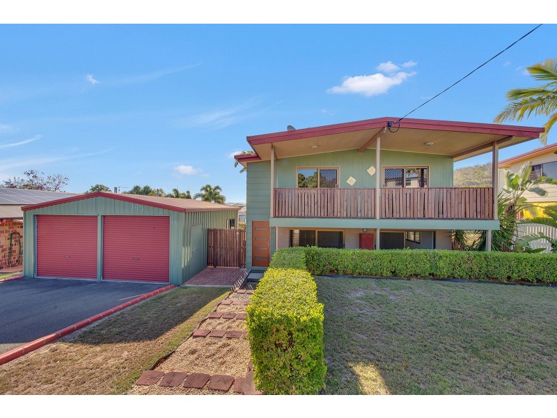 5 Marina Avenue, Boyne Island QLD 4680