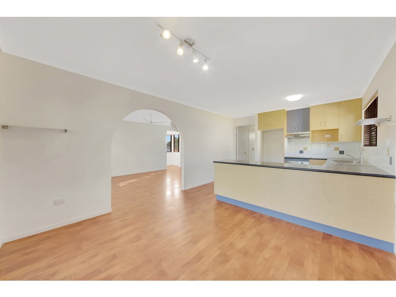 5 Marina Avenue, Boyne Island QLD 4680