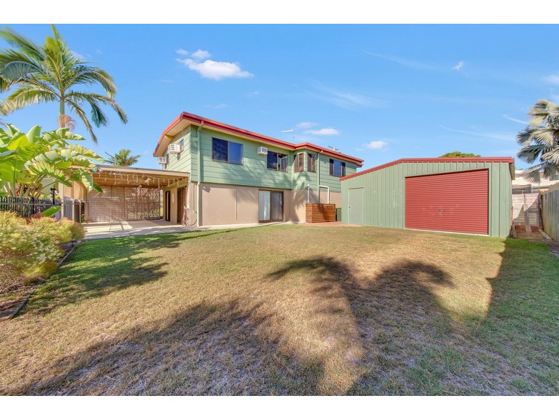 5 Marina Avenue, Boyne Island QLD 4680