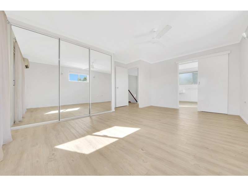 24 YUKANA STREET, Boyne Island QLD 4680