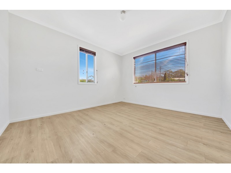 24 YUKANA STREET, Boyne Island QLD 4680