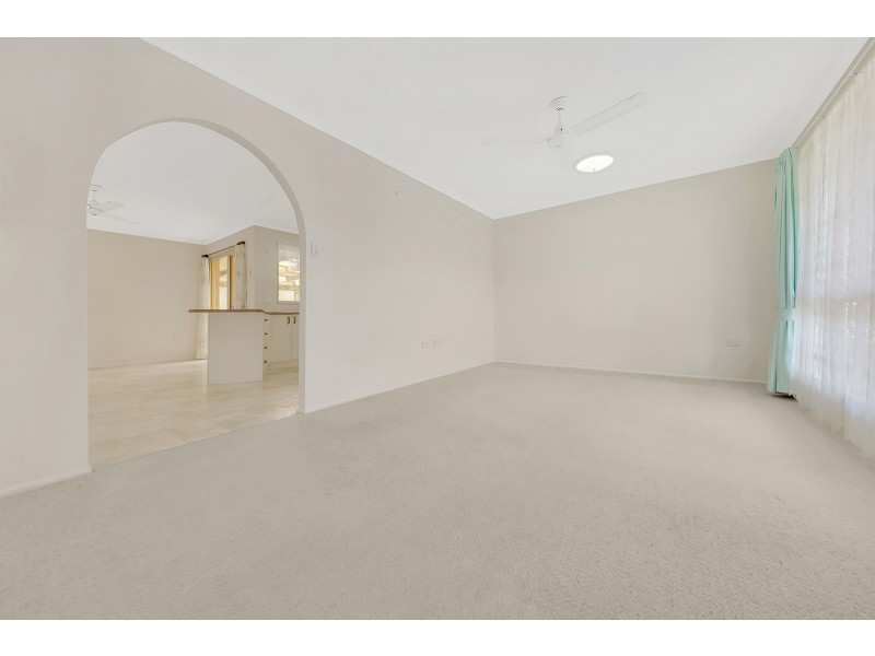 4 Ballook Street, Boyne Island QLD 4680