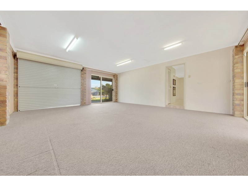 4 Ballook Street, Boyne Island QLD 4680