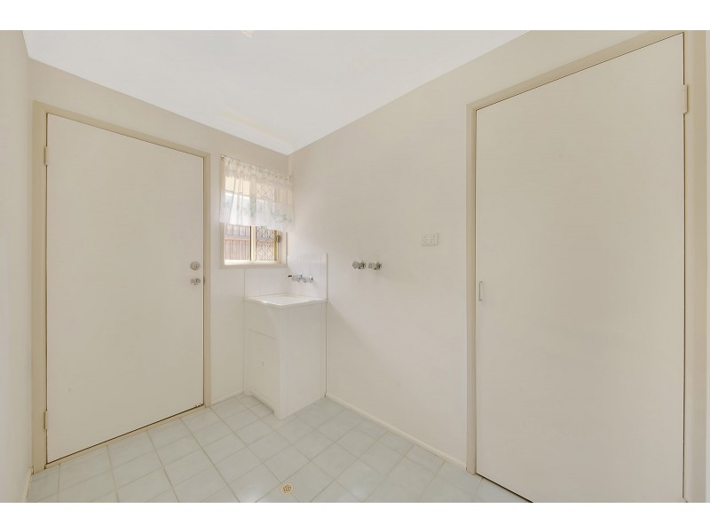 4 Ballook Street, Boyne Island QLD 4680