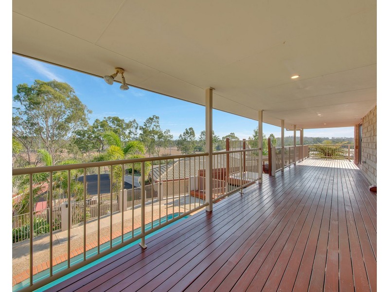 46 Golf view Drive, Boyne Island QLD 4680