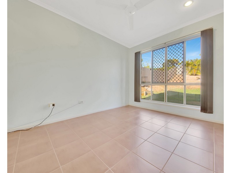 46 Golf view Drive, Boyne Island QLD 4680
