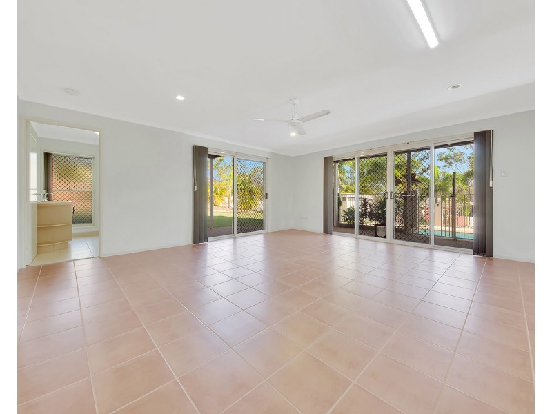 46 Golf view Drive, Boyne Island QLD 4680
