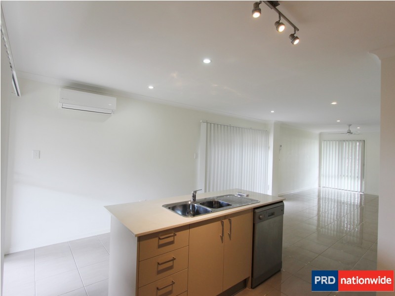 12 Wedgetail Road, Clinton QLD 4680