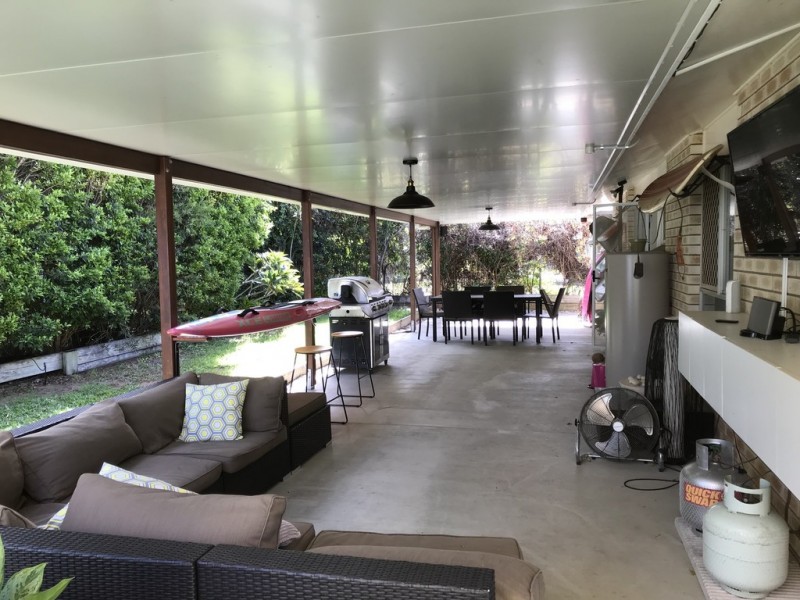 17 Alkina Crescent, Boyne Island QLD 4680