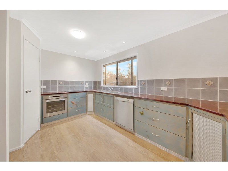 13 Salgado Street, Boyne Island QLD 4680