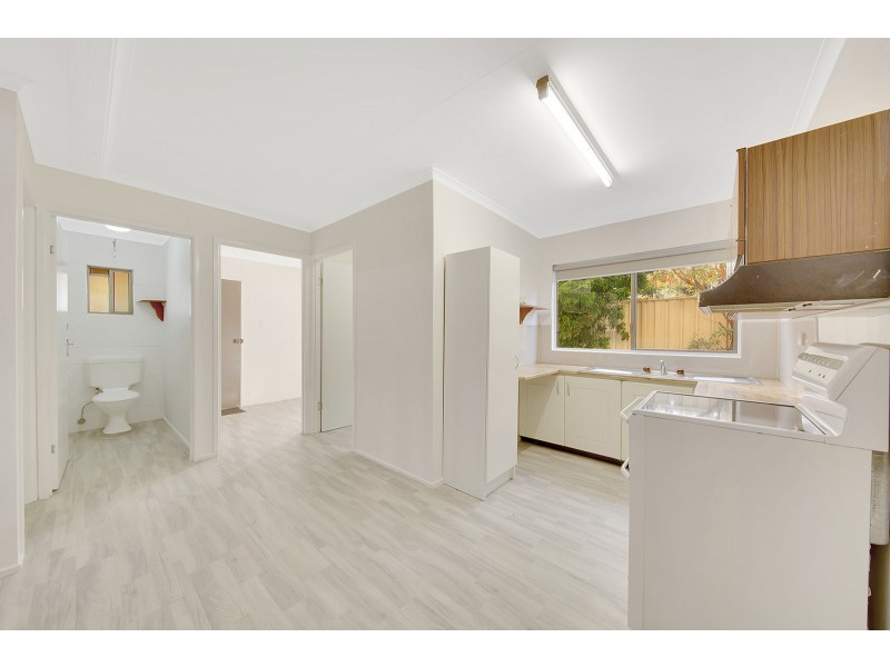 13 Salgado Street, Boyne Island QLD 4680