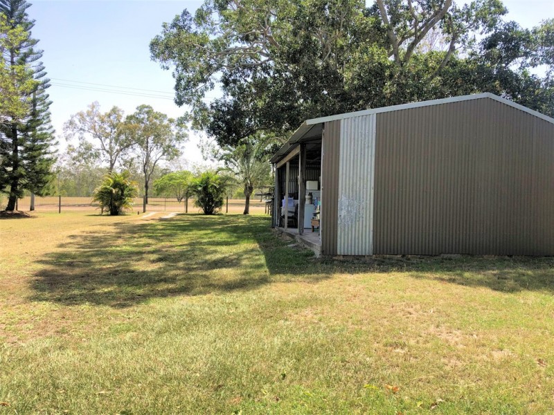 13 Wadeleigh Street, Bororen QLD 4678